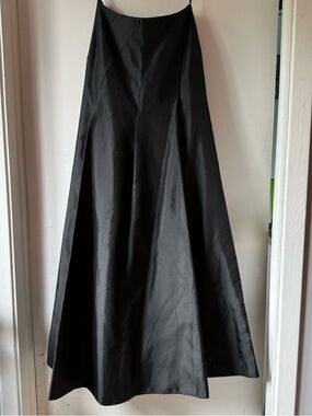 JS Collections Black Flared Taffeta Maxi full Skirt, 0,2